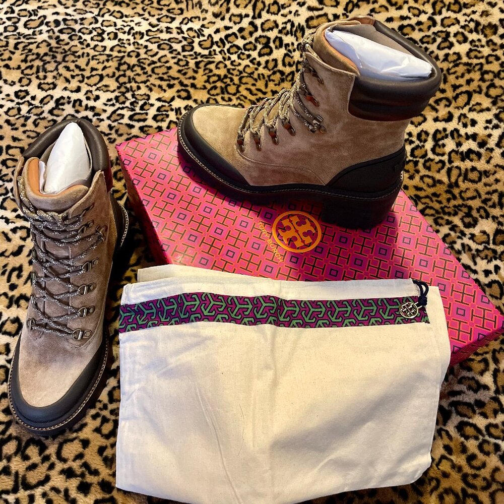Tory Burch Lug Sole Hiker Ankle Boots Suede Leather Booties Size 9.5